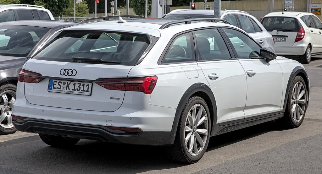 아우디 A6 45 TFSI